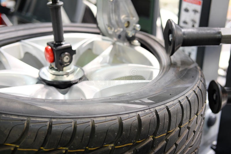 Need Replacement Tyres? Our Team Can Help You Out