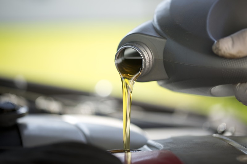 Importance of Using Correct Specification Oil for Your Car's Engine: Why Tony's Auto Clinic Is Your Best Bet